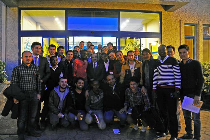 Vali Coş, Sakarya'daki yabancı öğrencileri dinledi