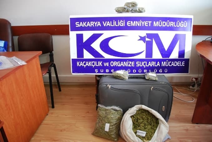 Sakarya'da uyuşturucu operasyonları