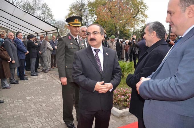 Saraç, okul açılışlarına katıldı