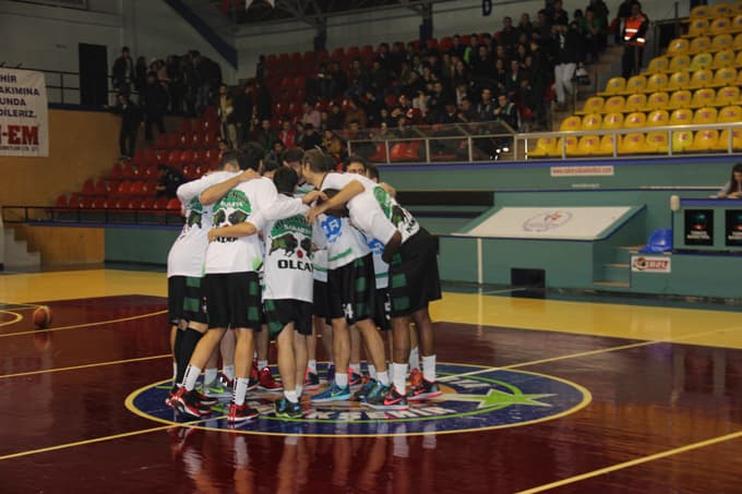 Sakarya B.B. 83-67 İ.T.Ü.  maç görüntüleri...