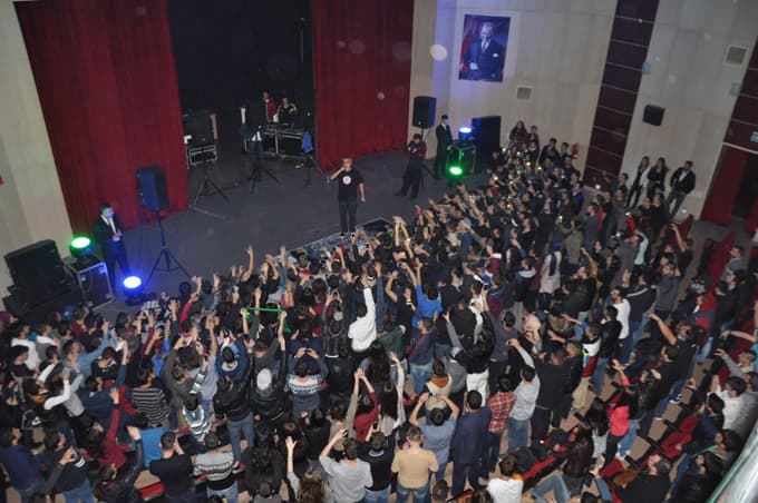Sagopa Kajmer Sakarya'da konser verdi
