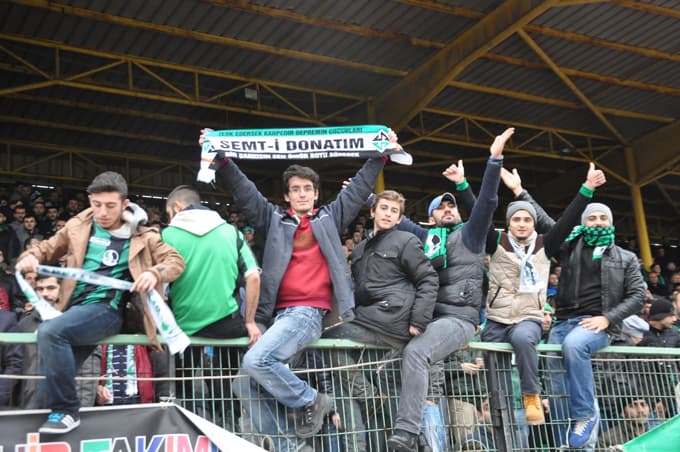 Sakaryaspor'un bileği bükülmüyor: 2-0
