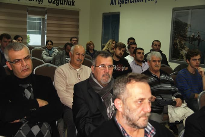 Sakarya Taşeron İşçileri Derneği konferans düzenledi