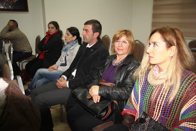 Sakarya Taşeron İşçileri Derneği konferans düzenledi