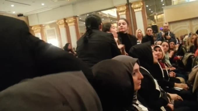 Bakan Ayşenur İslam'a 'soru sorma' gerginliği