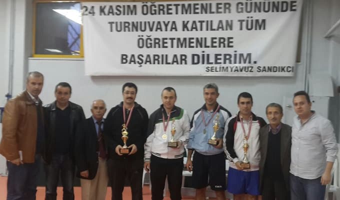 Masa Tenisi Kupası'nı Hikmet Yıldız kazandı