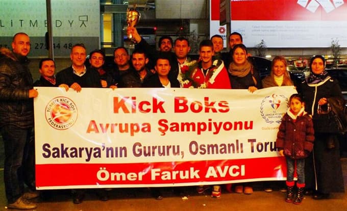 Ömer Faruk Avcı Avrupa Kickboks Şampiyonu oldu