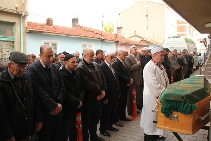 Sakarya Müftüsü, cenaze için Eskişehir'e gitti
