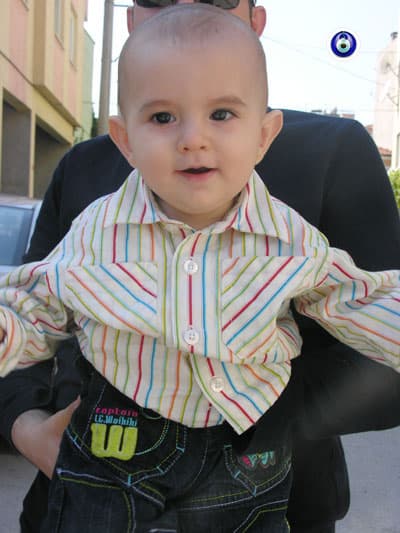 <p align="center"><strong><font face="arial,helvetica,sans-serif" size="2">Bayram Bebekleri</font></strong></p>