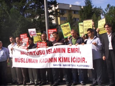 160. Başörtüsü Platformu