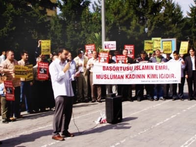 160. Başörtüsü Platformu
