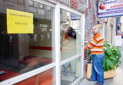 Hain Saldırıya Kepenk Kapatmalı Tepki