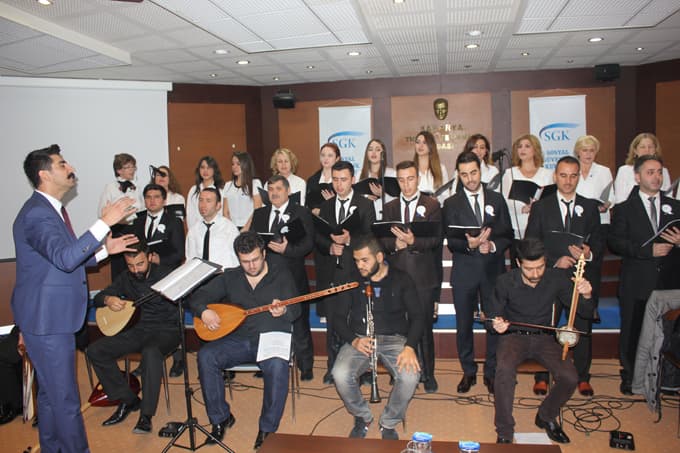 SGK Türk Halk Müziği topluluğundan konser