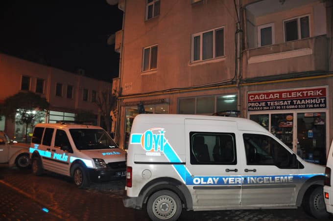 İlk önce zili çaldılar sonra evi soydular