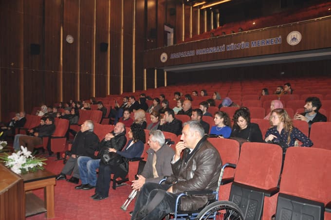 Engelliler gününde müziğe doydular
