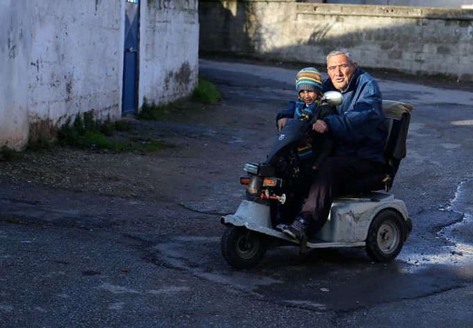 Önce bedensel sonra aile engelini aşıp evlendiler 