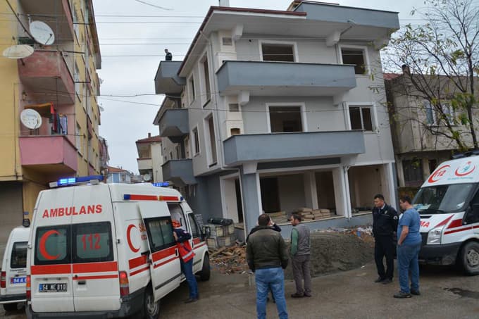 Önce yakınlarına mesaj attı, sonra kendini astı