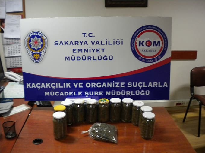 Polis 2,3 kg uyuşturucu madde ele geçirdi