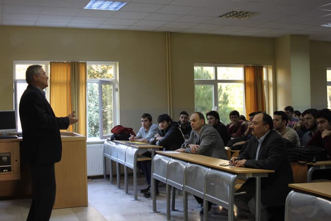 Teknoloji Fakültesi üç haftada 17 iş adamı ile buluştu