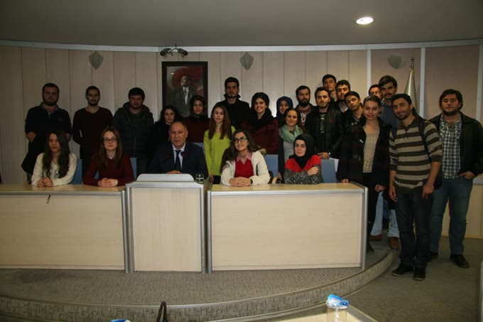 SAÜ öğrencileri Adapazarı Belediye Meclisinde