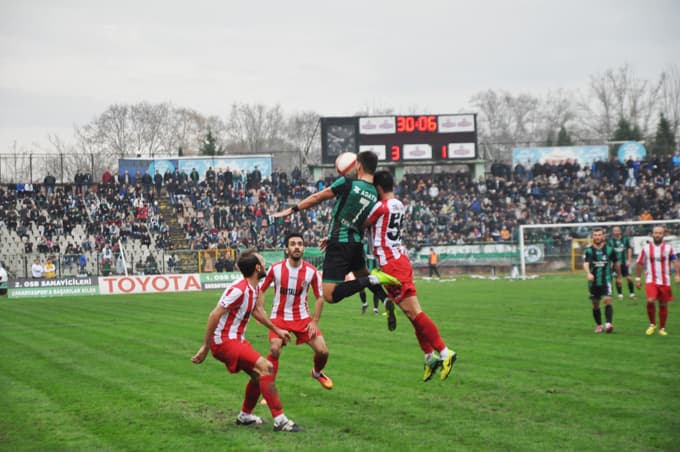 Lider Sakaryaspor'a bir darbe de Etimesgut'tan geldi