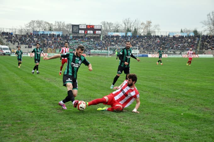 Lider Sakaryaspor'a bir darbe de Etimesgut'tan geldi