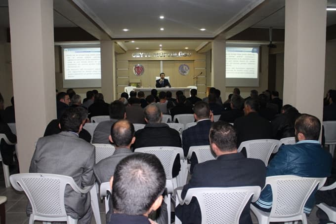 Umre Bilgilendirme Seminerleri devam ediyor