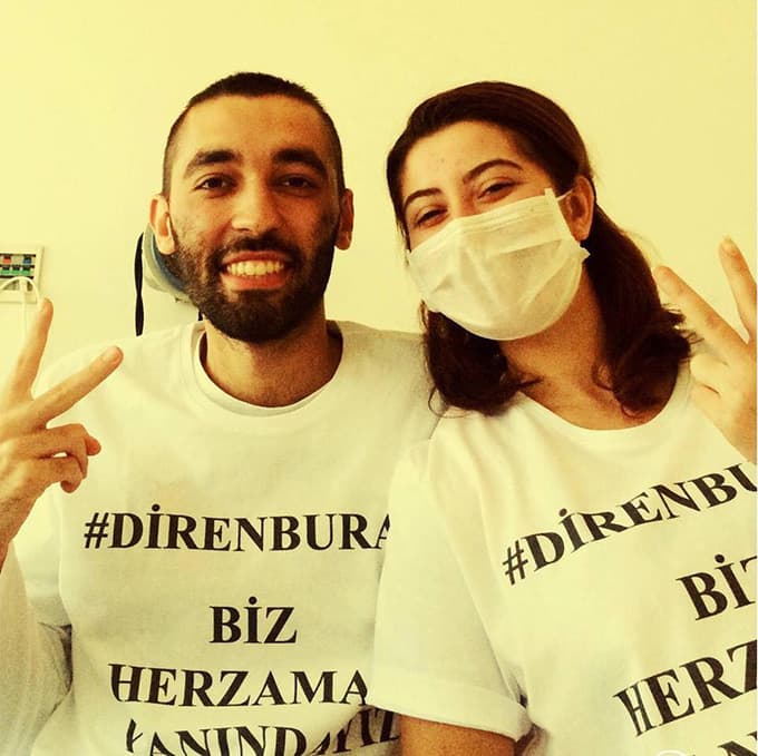 Sakaryalı #DirenBurak kanseri yendi