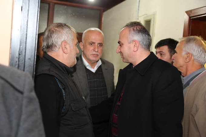 Başkan Yılmazer muhtarla ile biraraya geldi