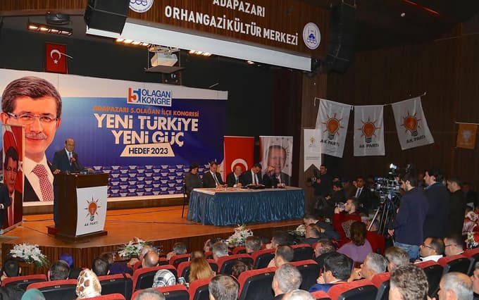 Bakan Işık, yerli otomobilde müjdelerin geleceğini söyledi
