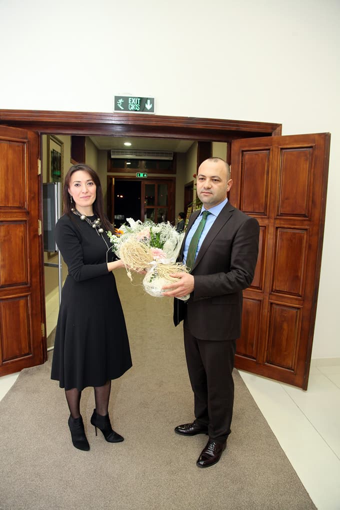 Serginin gelirleri Otizmle Yaşam Derneği'ne bağışlanacak