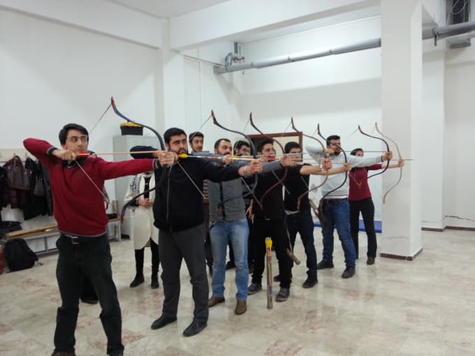 SAÜ Geleneksel Türk Okçuluğu Toplulupu son idmanını yaptı