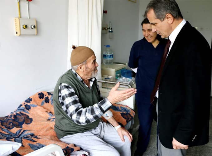 Genel Sekreter Sağlam, Pamukova Hastanesini ziyaret etti