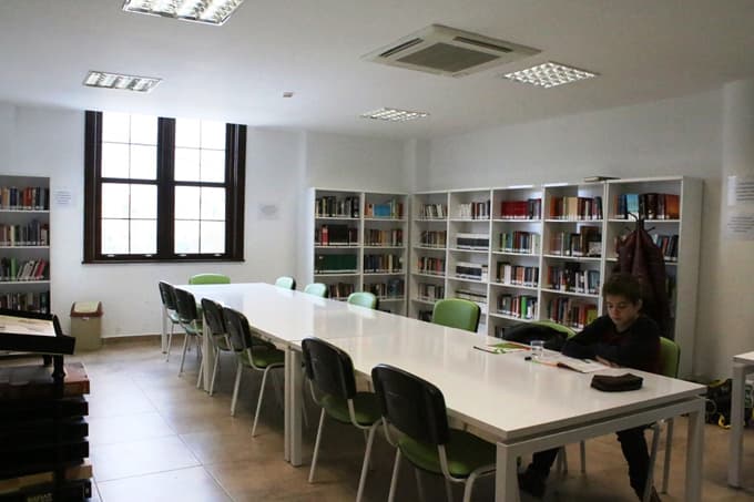 Serdivan Belediyesi'nden öğrencilere büyük destek