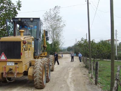 Yol Çalışmaları Tüm Hızıyla Devam Ediyor