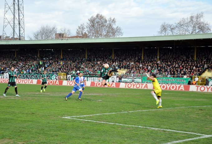 Sakaryaspor 4 haftadır galibiyete hasret: 1-1