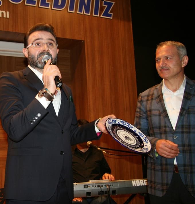 Adapazarı'nda Bedirhan Gökçe rüzgarı esti