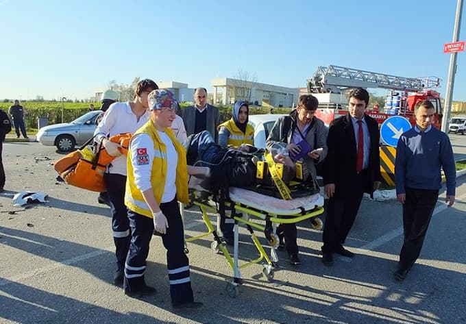 Sakarya'da trafik kazası: 4 yaralı