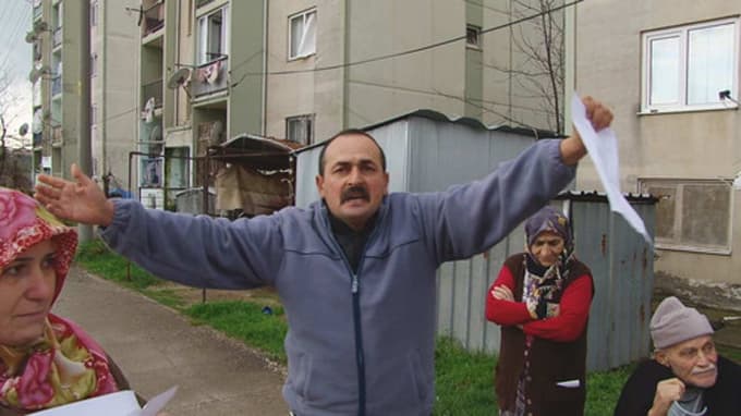 Depremzedeler için yapılan konutlar satışa çıkarıldı