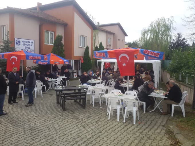 SAÜ yılın son Pazar yemeğinde buluştu