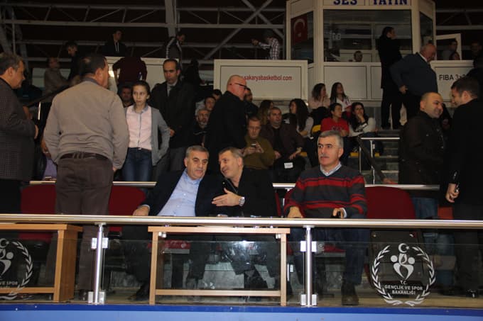 Sakarya Büyükşehir Basketbol haftayı galibiyetle kapattı