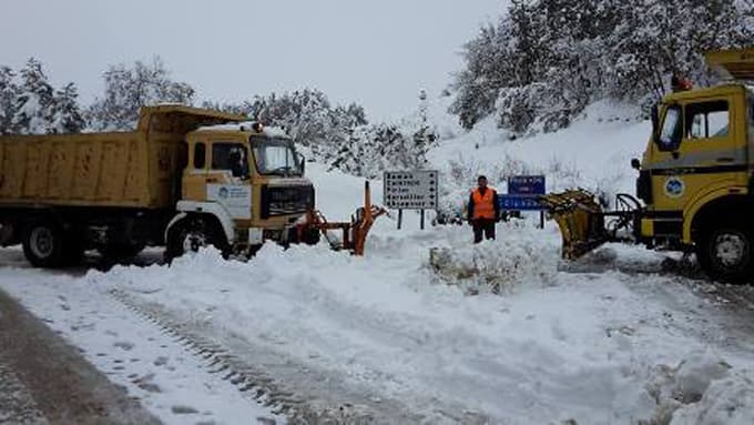 Taraklı'da yoğun, kar mesaisi
