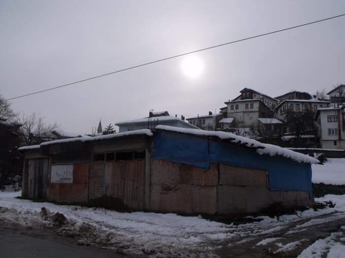 Taraklı Müftülük Sitesi çürümeye devam ediyor