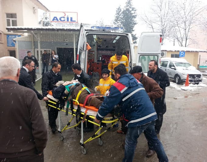 Hendek'te trafik kazası: 1 yaralı