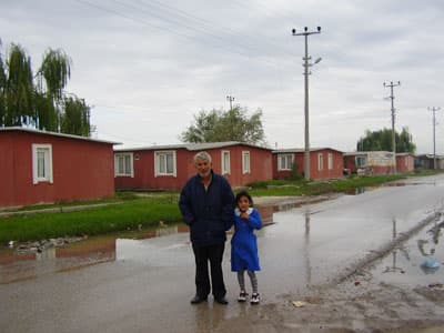 Dernekkırı'nda Patlayan Boru Tehlike Saçıyor