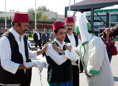 Bir Milyon Kişiye Çay İkramında Bulunduk