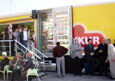 Bir Milyon Kişiye Çay İkramında Bulunduk