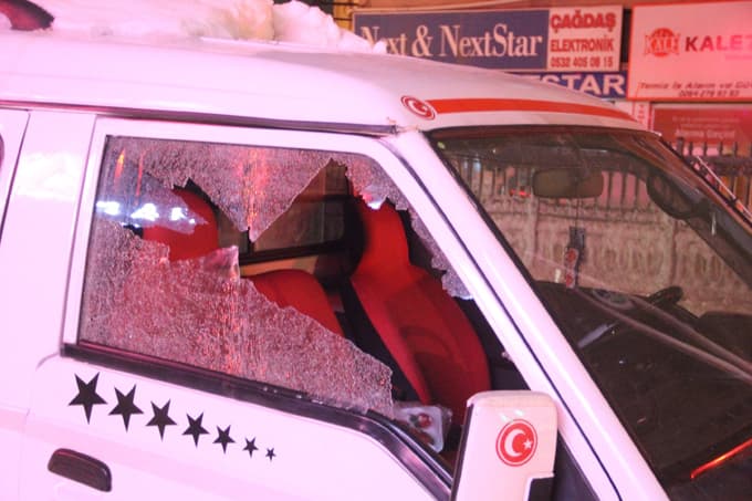 Minibüste kanlı infaz: 1 Ölü