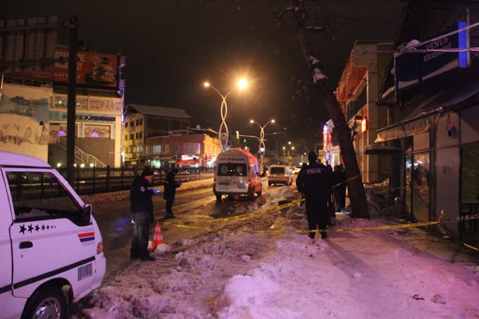Minibüste kanlı infaz: 1 Ölü