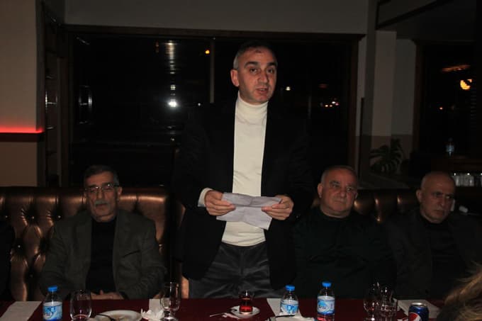 AK Parti'den, sivil toplum kuruluşu temsilcileriyle toplantı